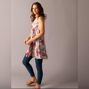 NWT Agnes & Dora Swing Tunic Tank~ Natural/Coral Floral